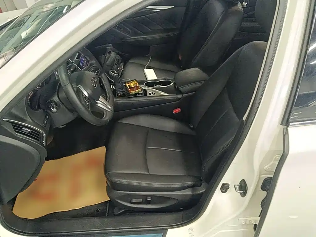 Infiniti Q50L 2020 2018 2.0T Comfort (China VI)