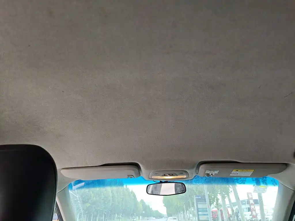Photo 18 - Chevrolet Cavalier