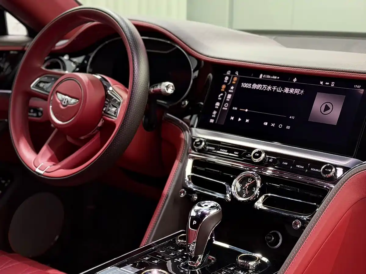 Bentley Flying Spur Plug-in Hybrid 2022 2.9T V6 Hybrid фото 7