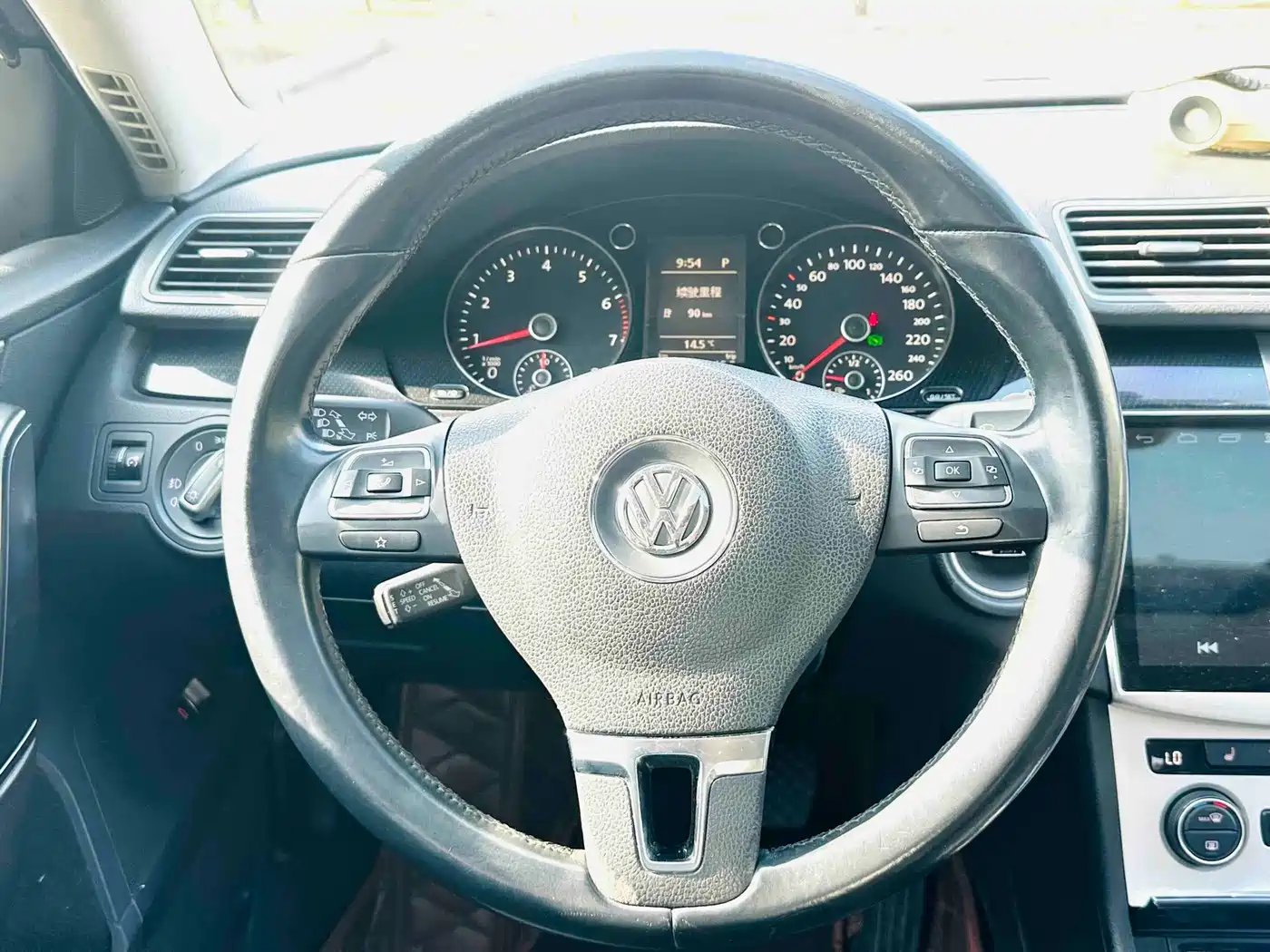 Фото 14 - Volkswagen Magotan
