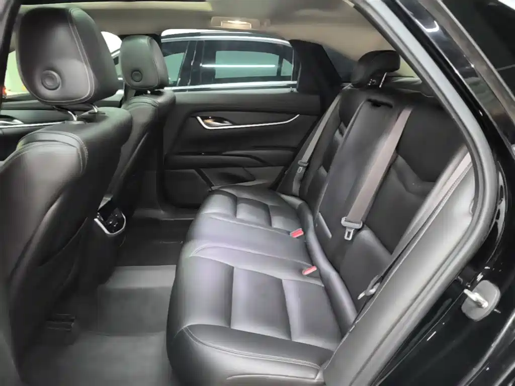 Cadillac XTS 2018 28T Technology фото 17