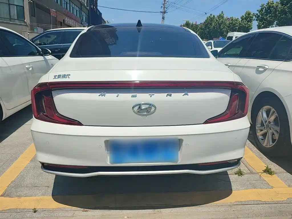Photo 6 - Hyundai Mistra