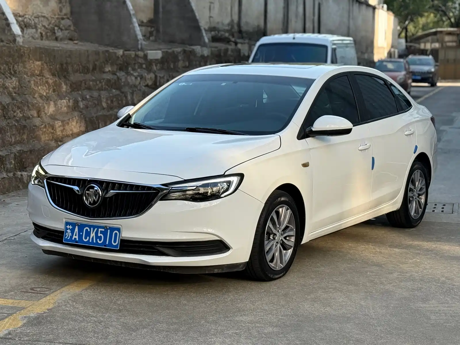 Фото 1 - Buick Excelle