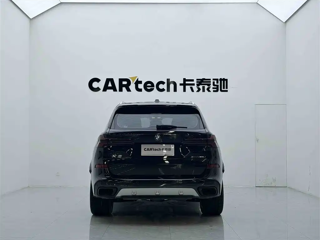 BMW X5 2023 xDrive 30Li M Sport Package фото 5