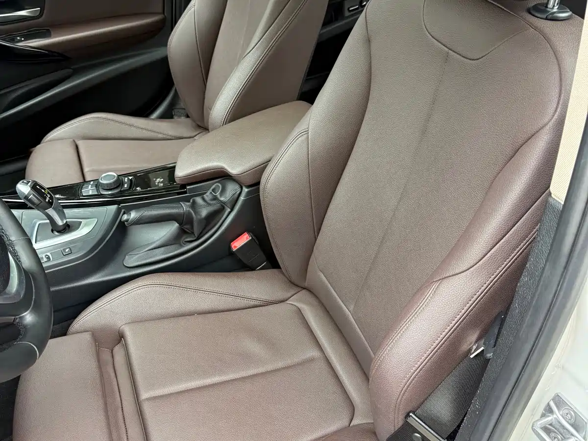BMW 3 Series 2018 320Li Fashion Style фото 29