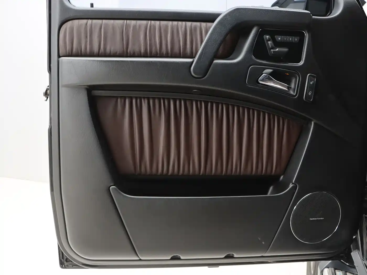 Mercedes-Benz G-Class AMG 2013 AMG G 63 фото 16