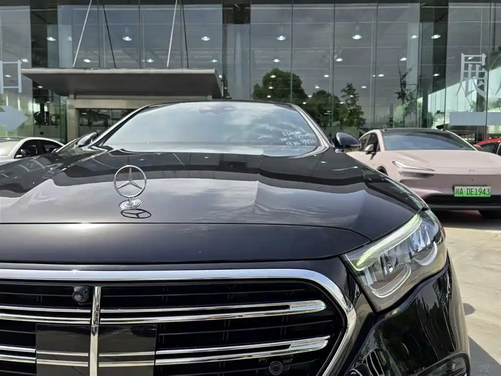 Mercedes-Benz E-Class 2024 Model E 300 L Luxury фото 10