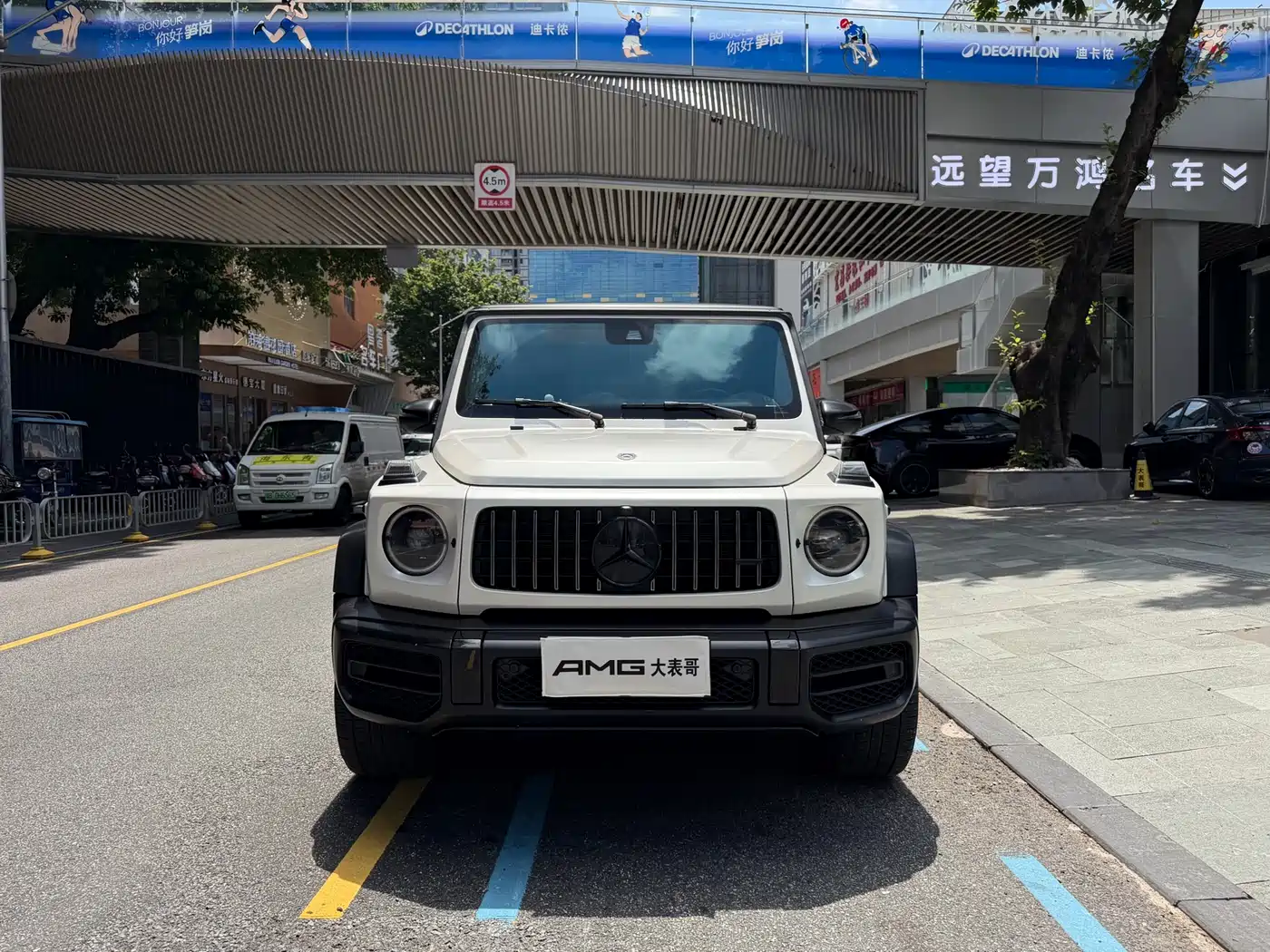 Mercedes-Benz G-Class AMG 2022 AMG G 63 55th Anniversary Edition фото 2