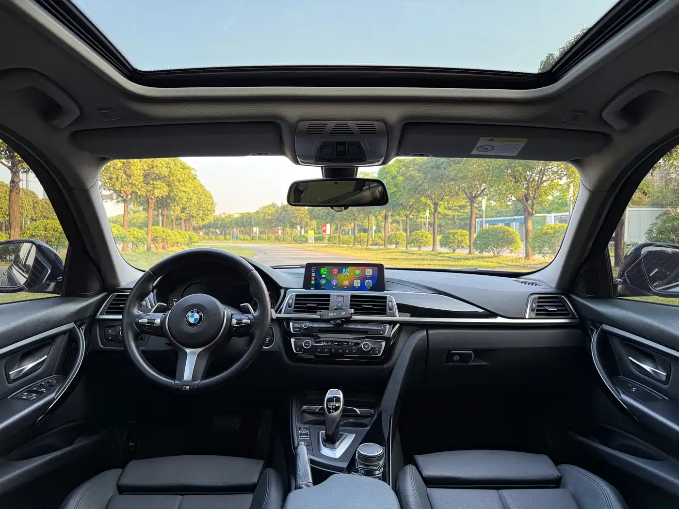 BMW 3 Series 2018 320Li Leading M Sport Package фото 8