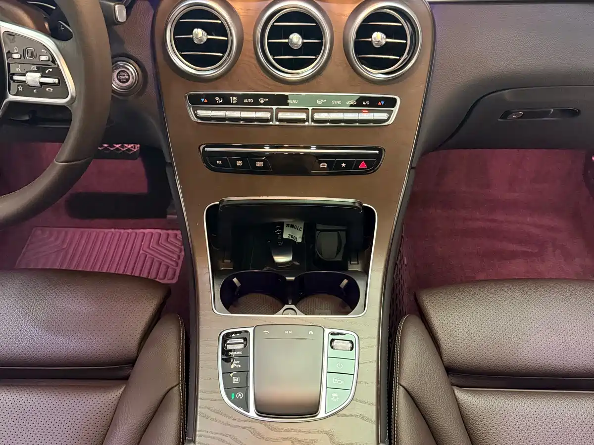 Mercedes-Benz GLC 2020 GLC 260 L 4MATIC Luxury фото 15