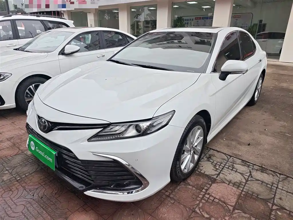 Toyota Camry 2021 2.0G Luxury Edition фото 2