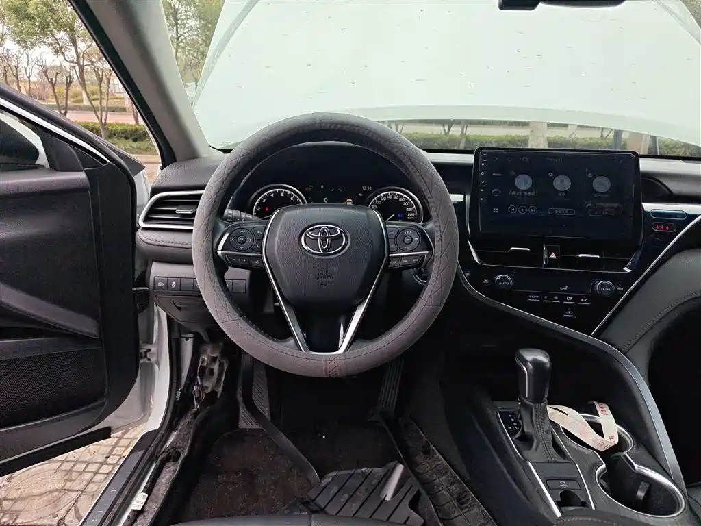 Toyota Camry 2021 2.0G Luxury Edition фото 11