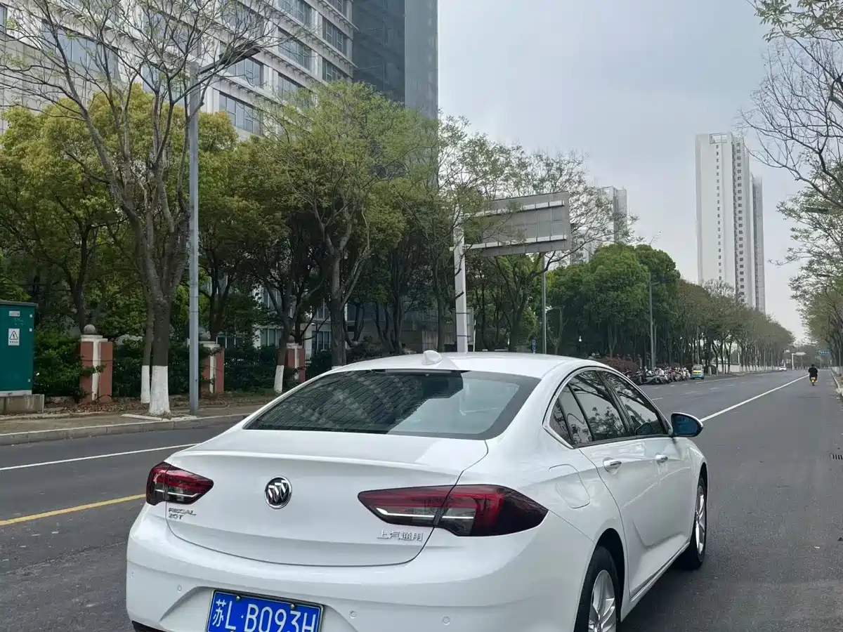 Buick Regal 2017 20T Elite Type фото 8
