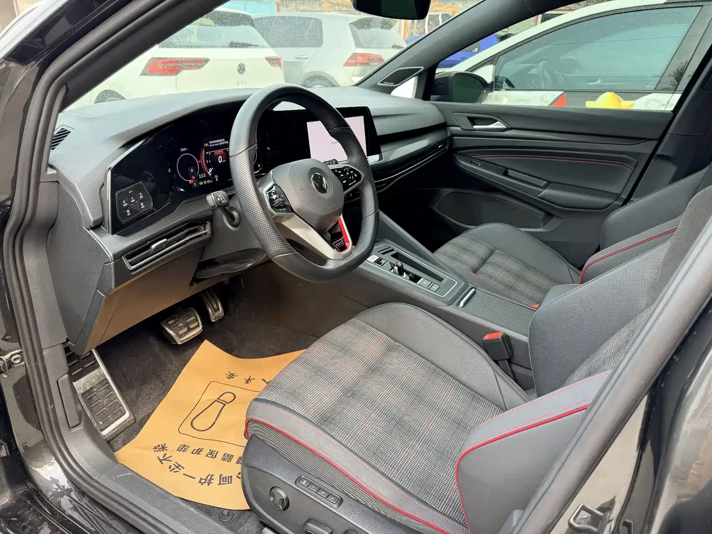 Volkswagen Golf GTI 2021 380TSI DSG GTI фото 9