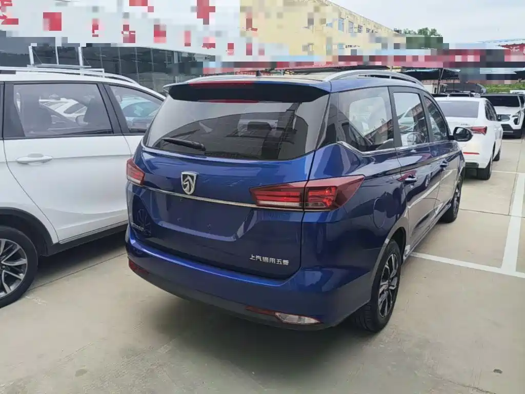Фото 7 - Baojun 360