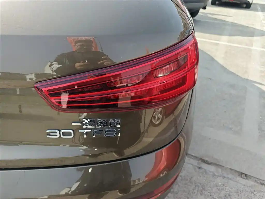 Audi Q3 2018 30th Anniversary Edition 30 TFSI Fashion фото 24
