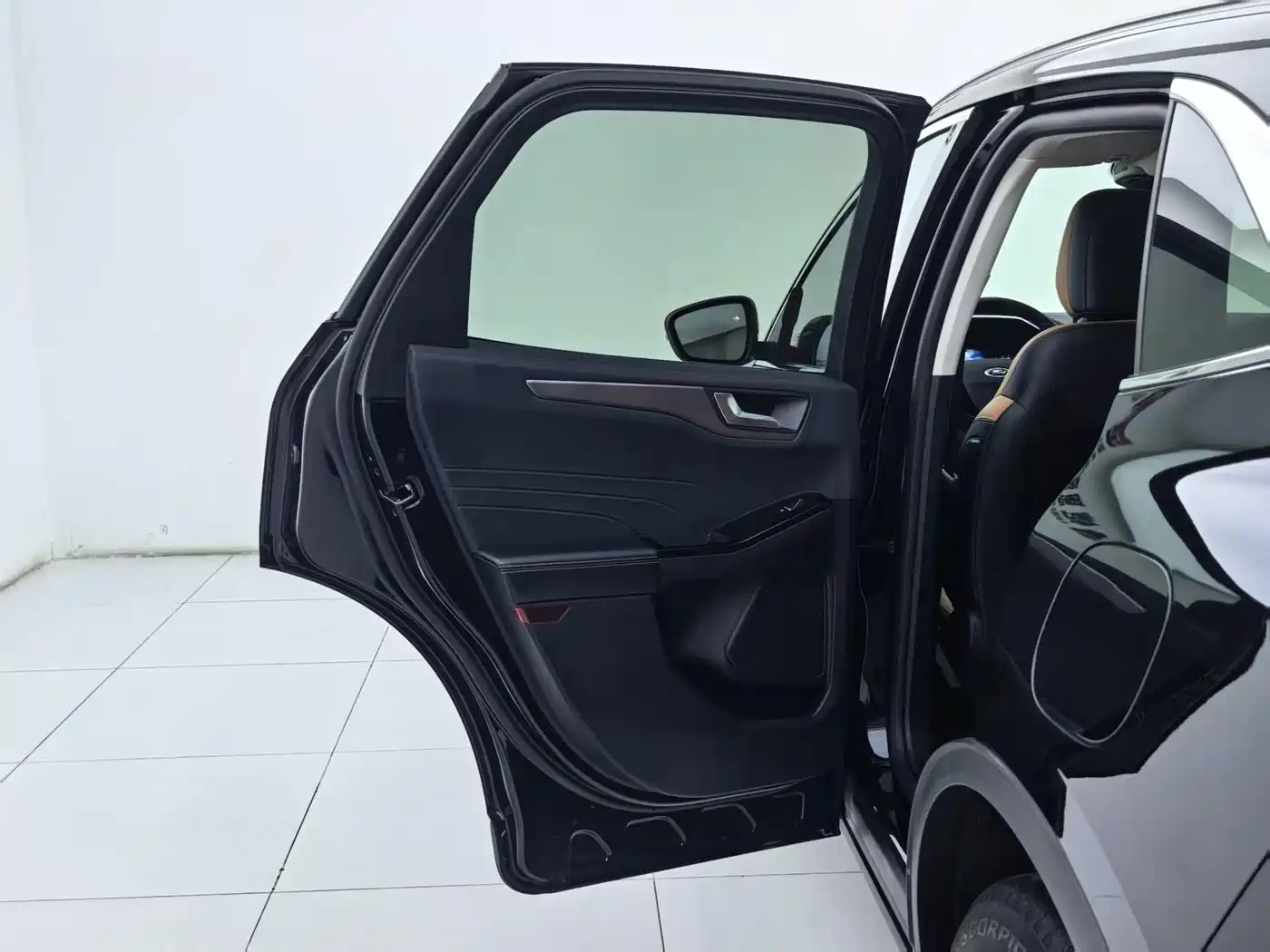 Ford Escape 2023 2020 EcoBoost 245 2WD Premium Edition