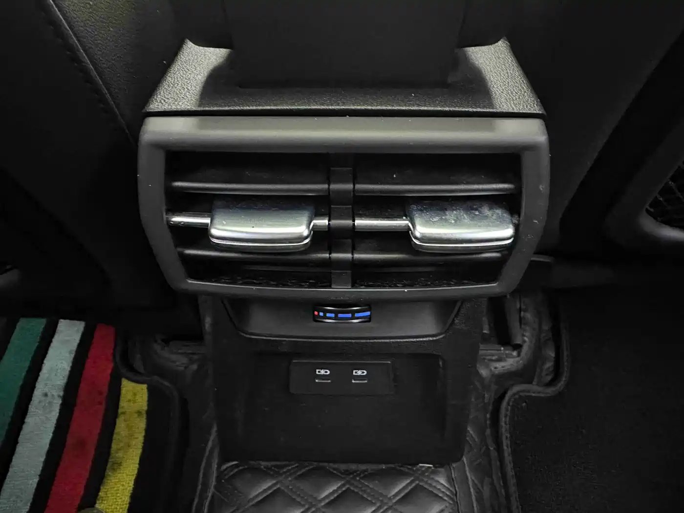 Audi A3 2024 Model Sportback 35 TFSI Luxury Sport фото 12