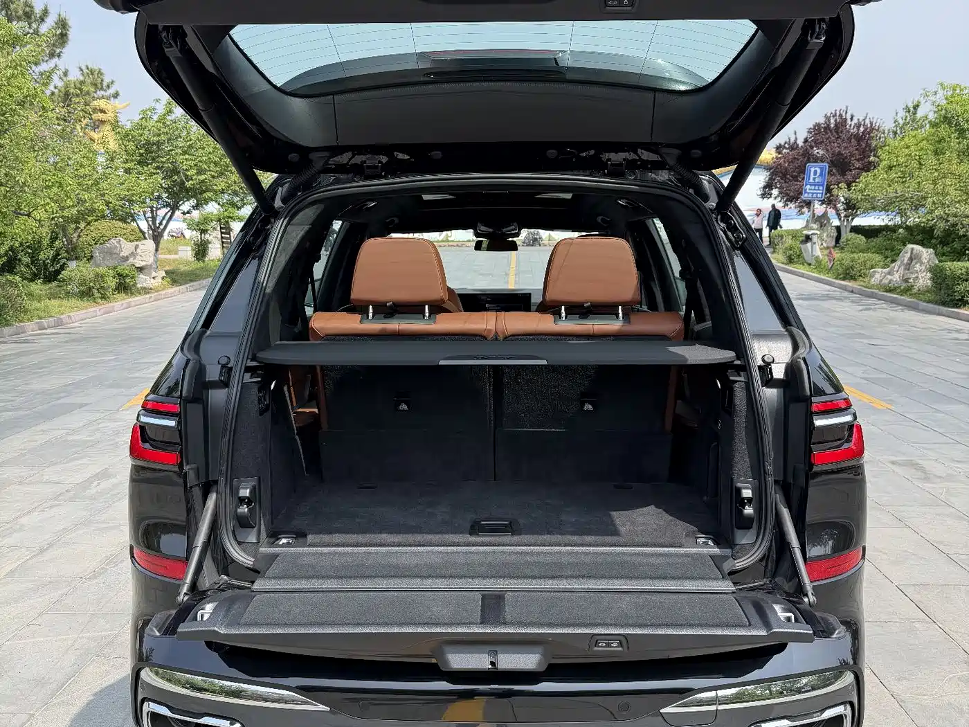 BMW X7 2023 xDrive40i Exclusive M Sport Package фото 34