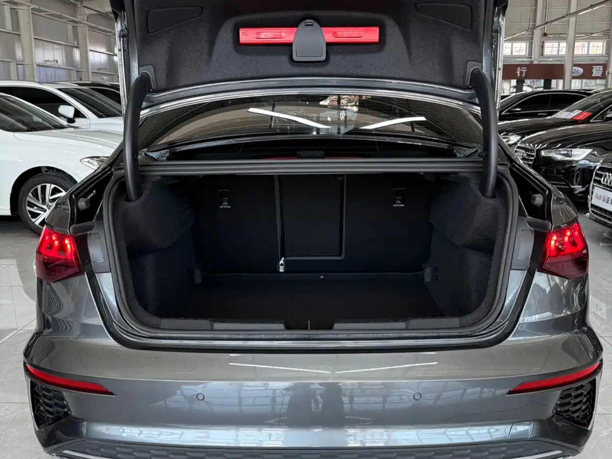 Audi A3 2023 A3L Limousine 35 TFSI Fashion Sport фото 18