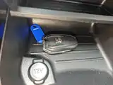 Фото 9 - Peugeot 2008
