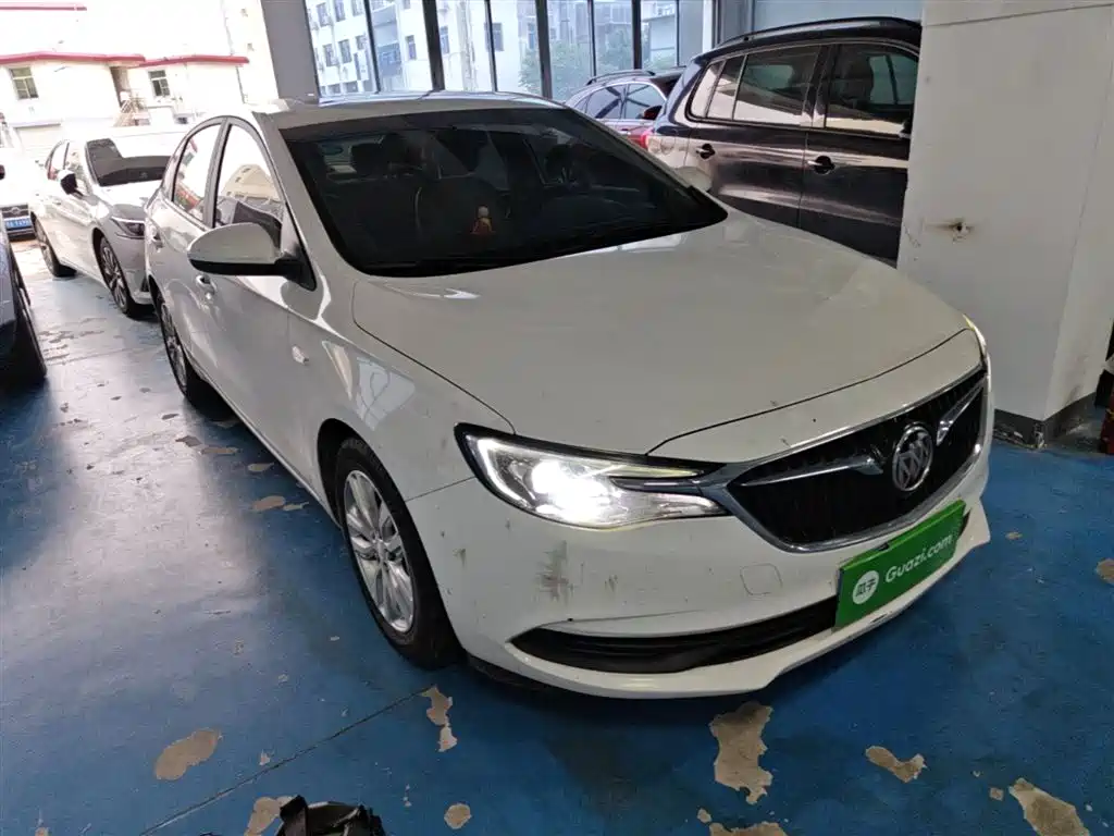 Buick Excelle 2019 15T DCT Connected Elite Type China VI фото 4