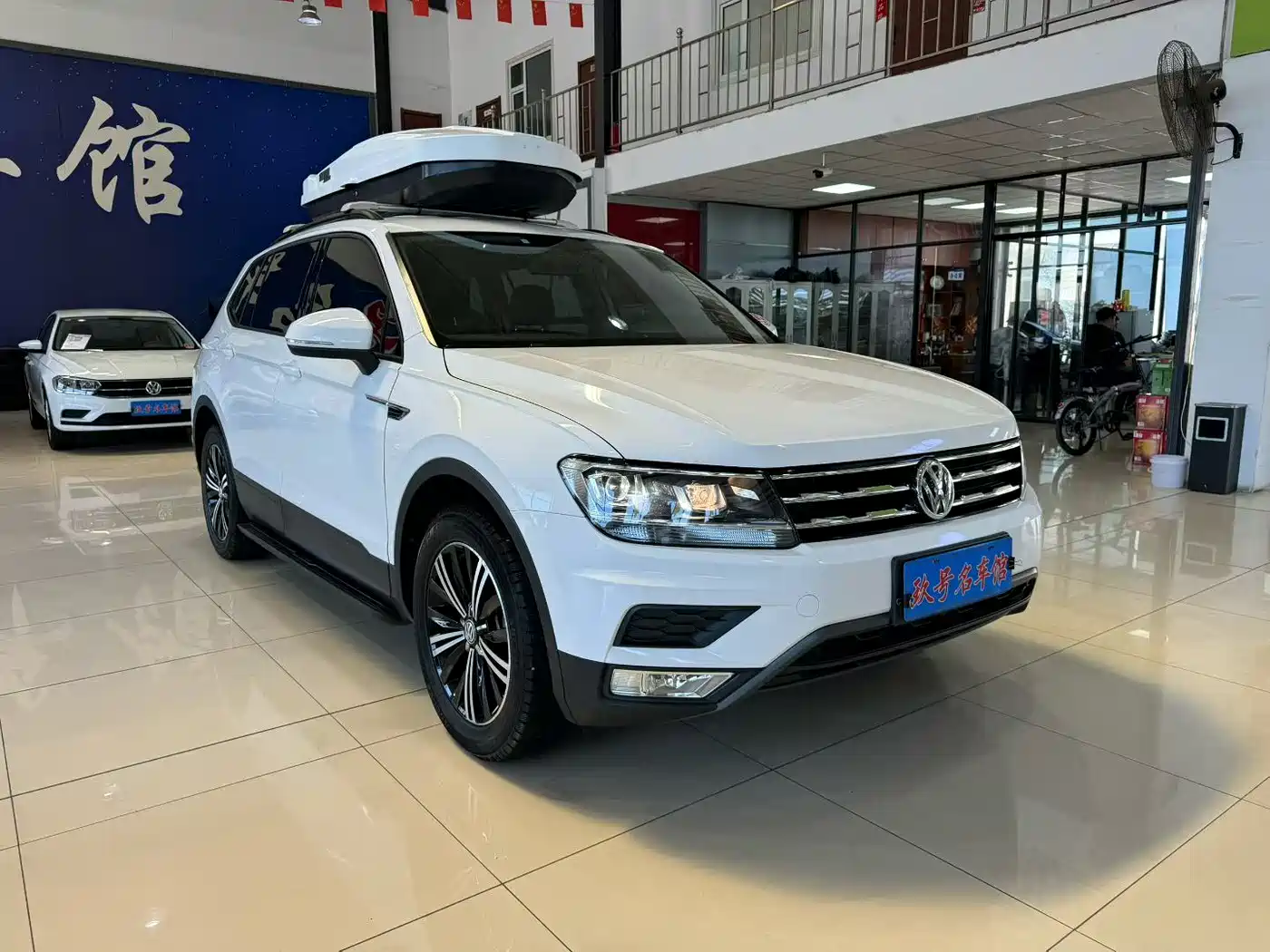 Volkswagen Tiguan L 2019 330TSI Automatic 2WD Trend Edition China VI фото 3