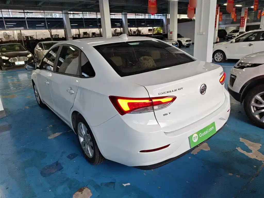 Buick Excelle 2019 15T DCT Connected Elite Type China VI фото 5