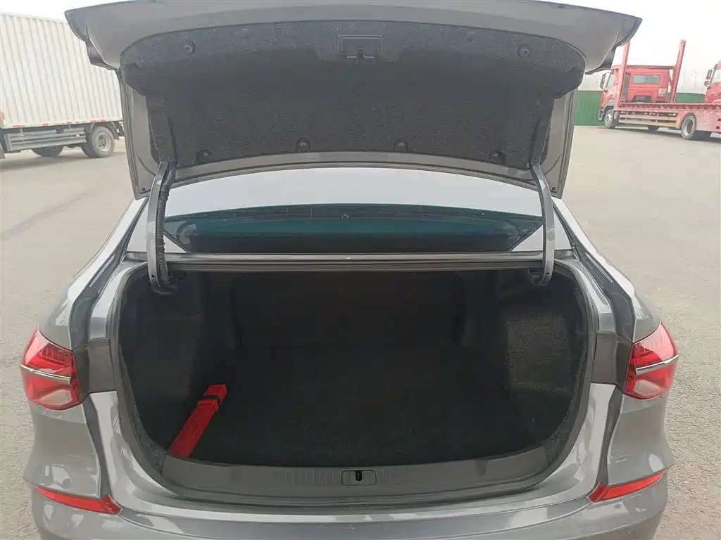 Chevrolet Monza 2022 Mild Hybrid RS 330T Automatic Comfort Edition фото 15