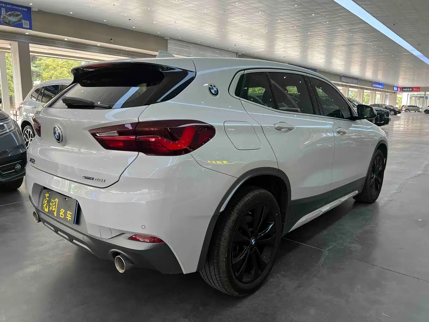 BMW X2 2023 sDrive25i M Off-Road Package фото 6