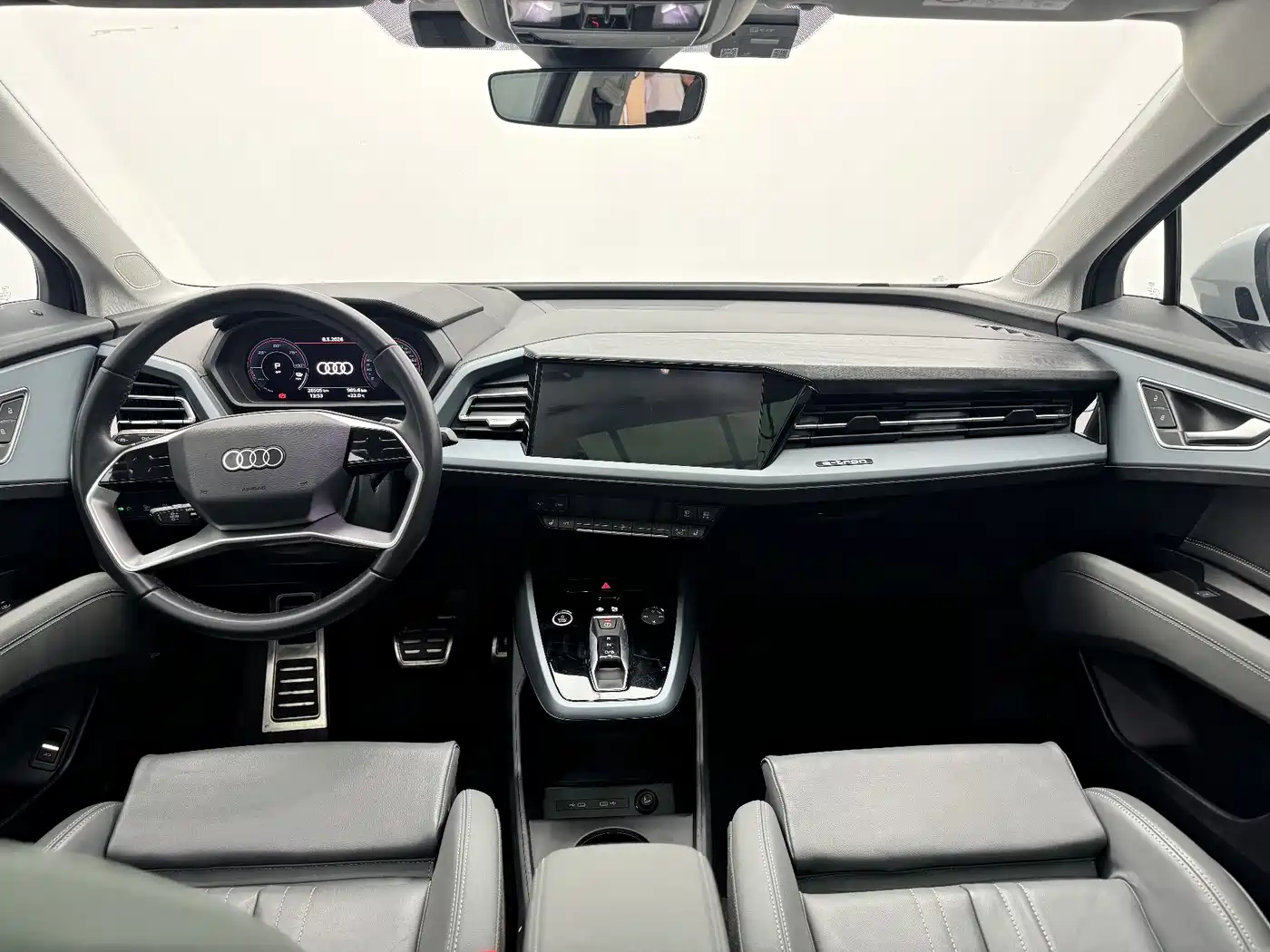 Audi Q5 e-tron 2023 40 e-tron Starlight Edition Mecha Package фото 8