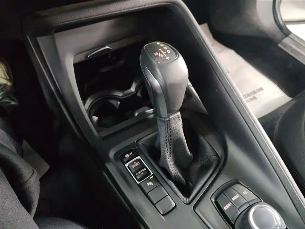 BMW X1 2016 sDrive18Li Premium Model фото 14