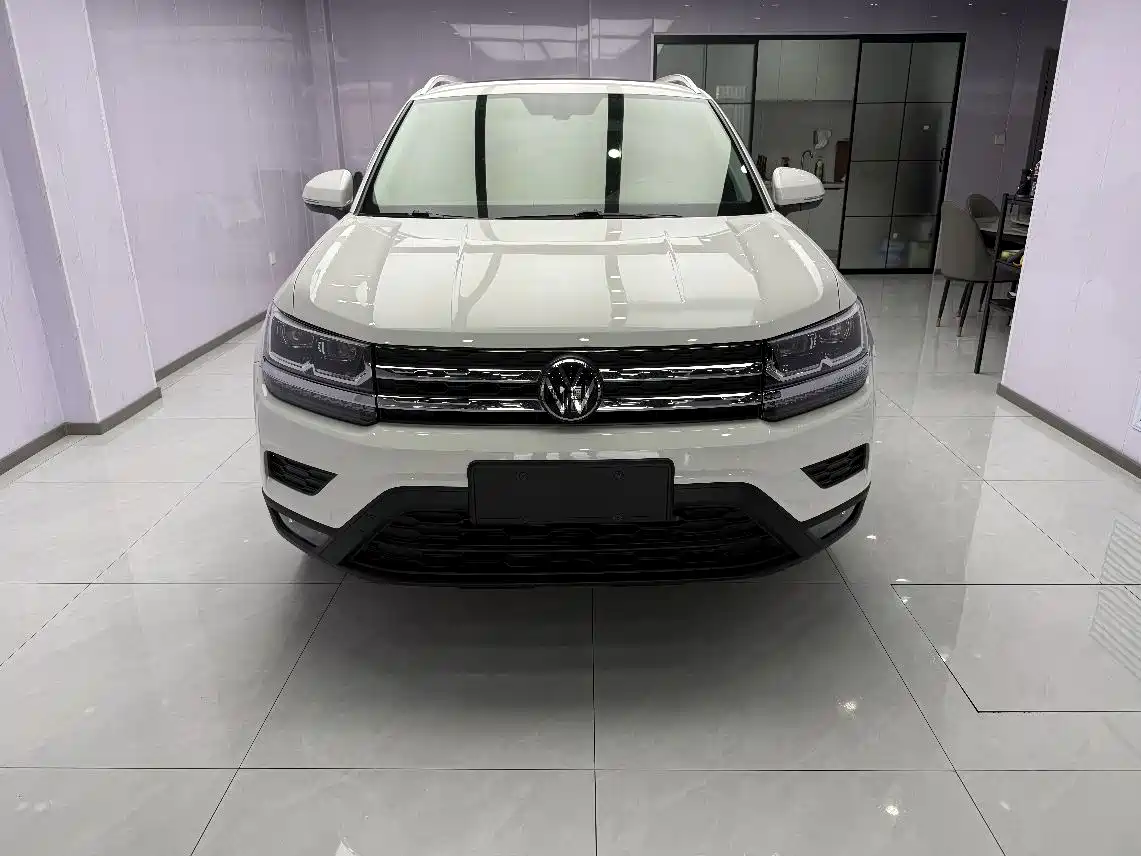 Volkswagen Tharu 2022 280TSI FWD Luxury Edition фото 2