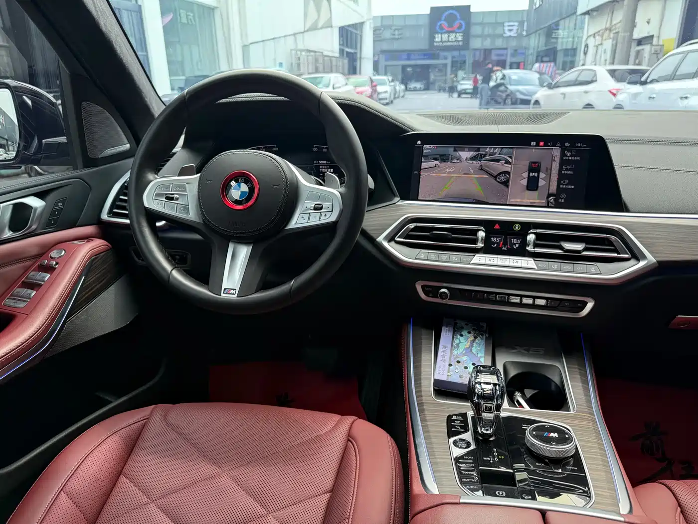 BMW X5 2023 xDrive 40Li M Sport Package фото 6