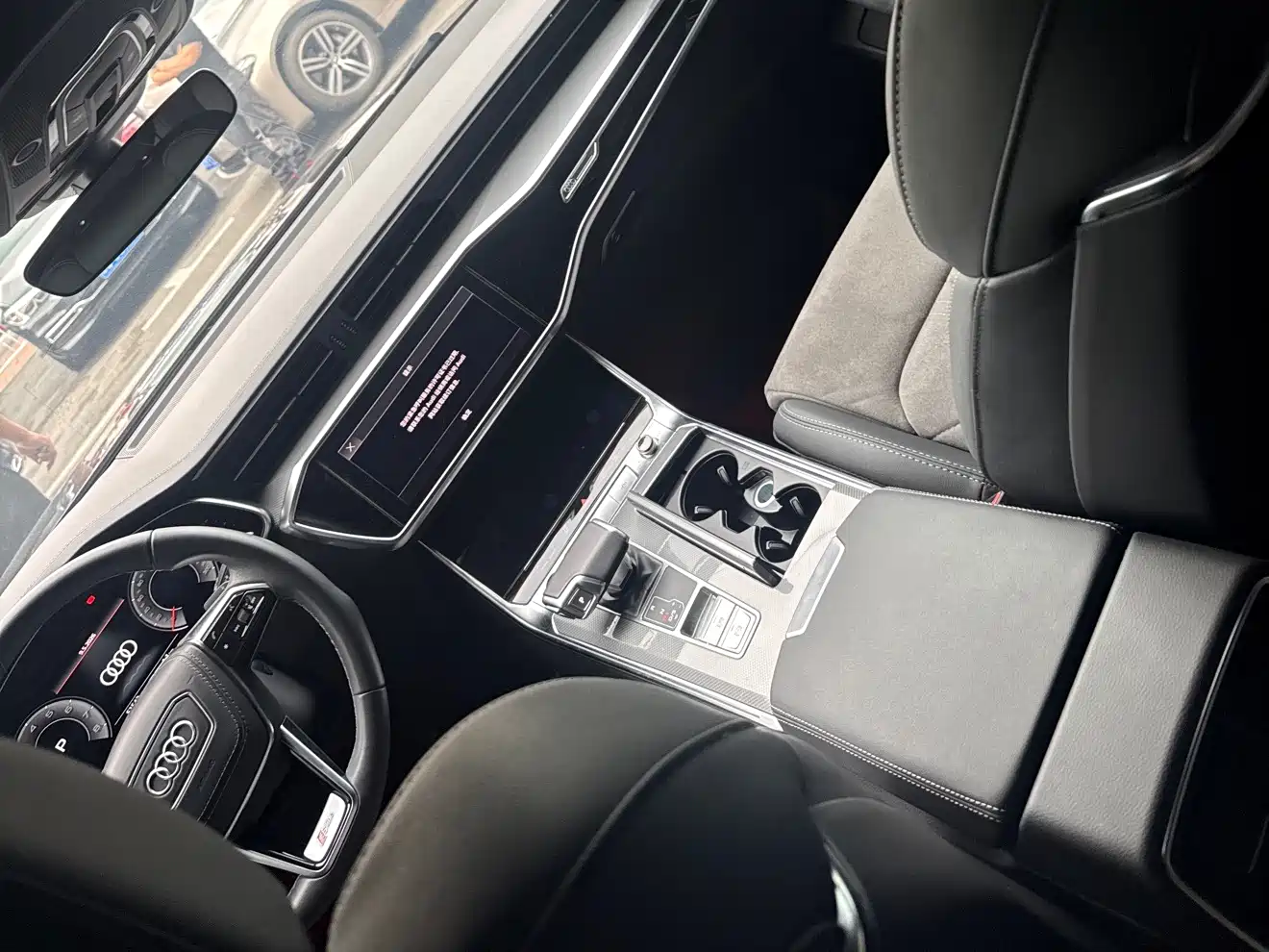 Audi A6L 2023 40 TFSI Luxury Dynamic фото 7