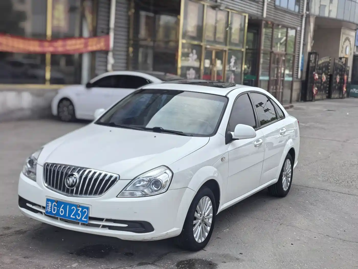 Buick Excelle 2013 1.5L Manual Exclusive