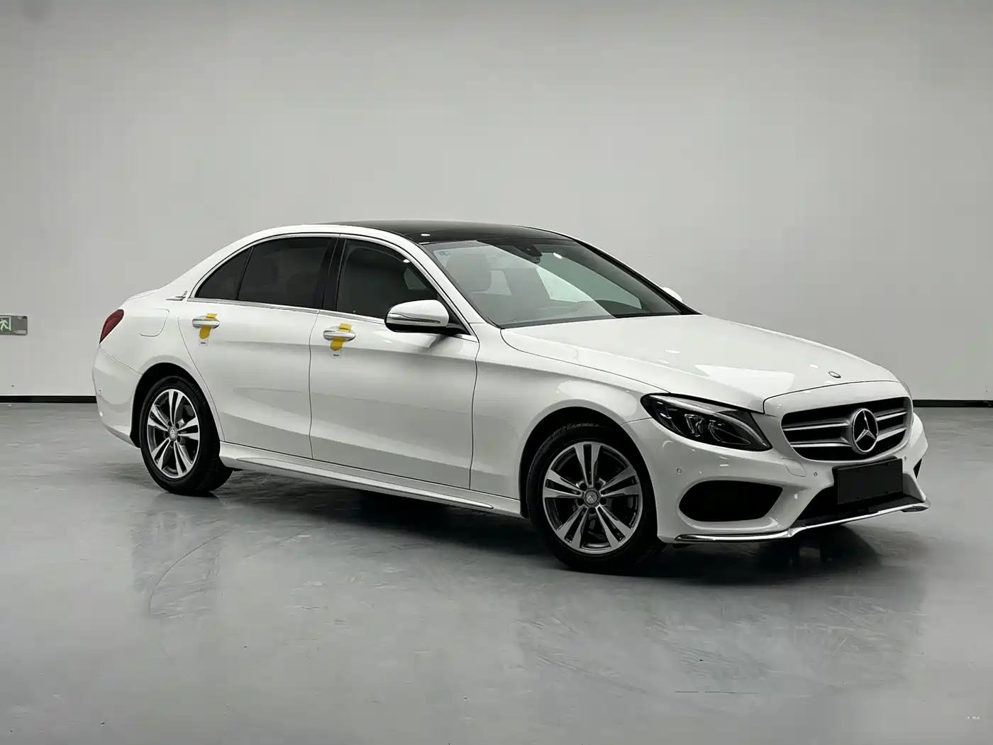 Mercedes-Benz C-Class 2016 C 200 L Sport фото 6