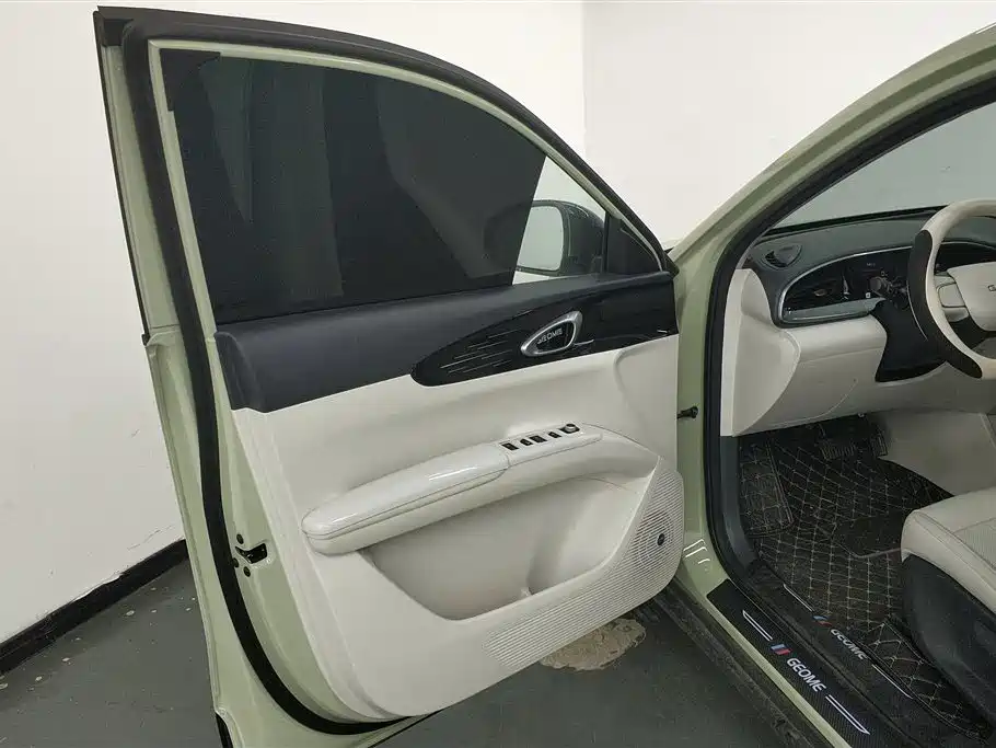 Geely Galaxy Starry Wish 2026 Edition 310km Youth Version фото 7