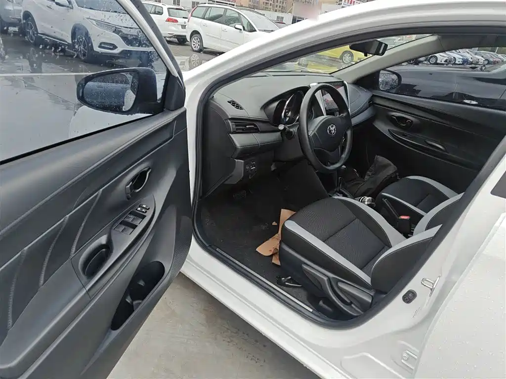 Toyota YARiS L Zhi Xuan 2020 1.5L CVT Leading Edition фото 16