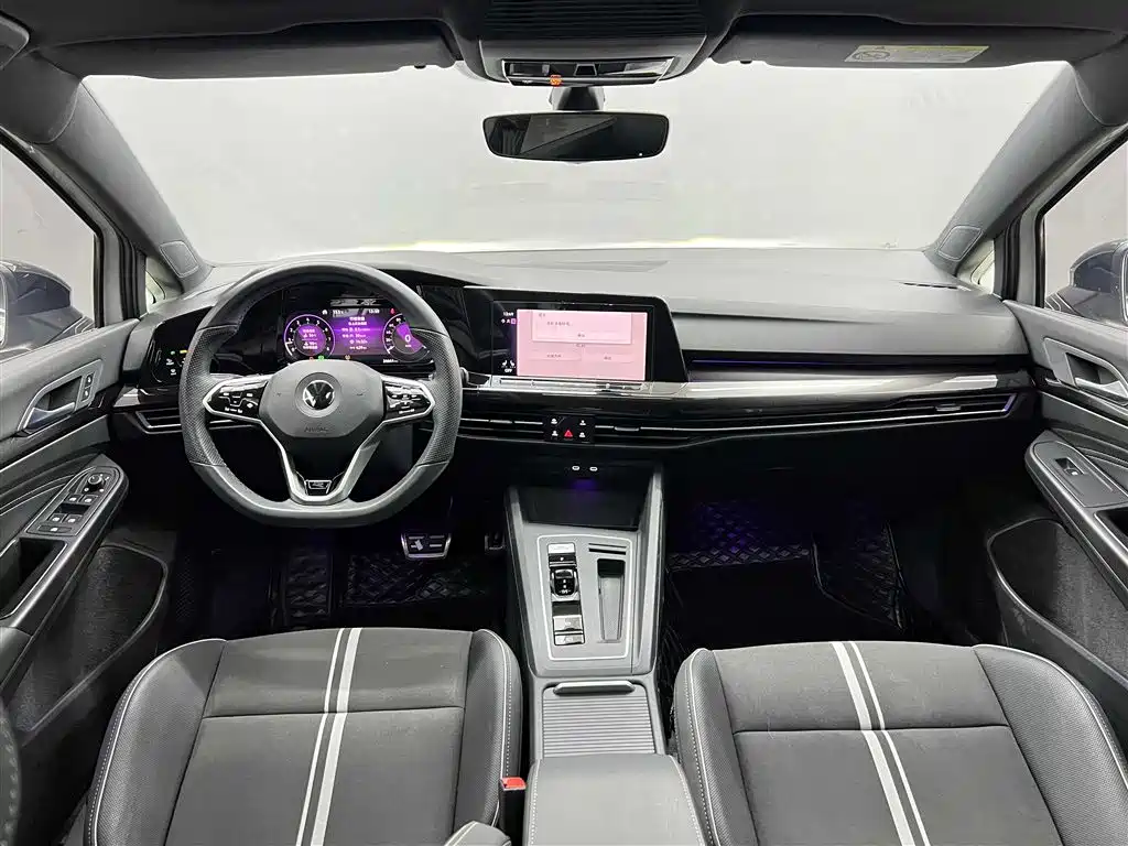 Volkswagen Golf 2023 Facelift 280TSI DSG R-Line Lite фото 9
