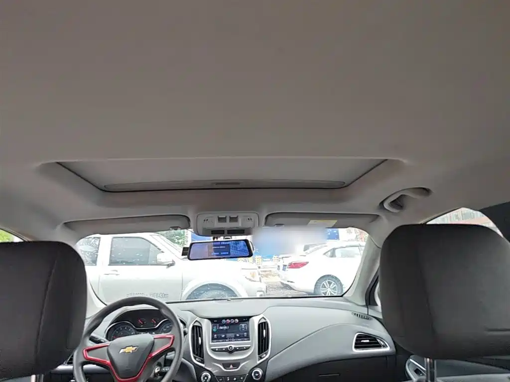 Chevrolet Cruze 2018 320 Automatic Pioneer Sunroof Edition фото 17