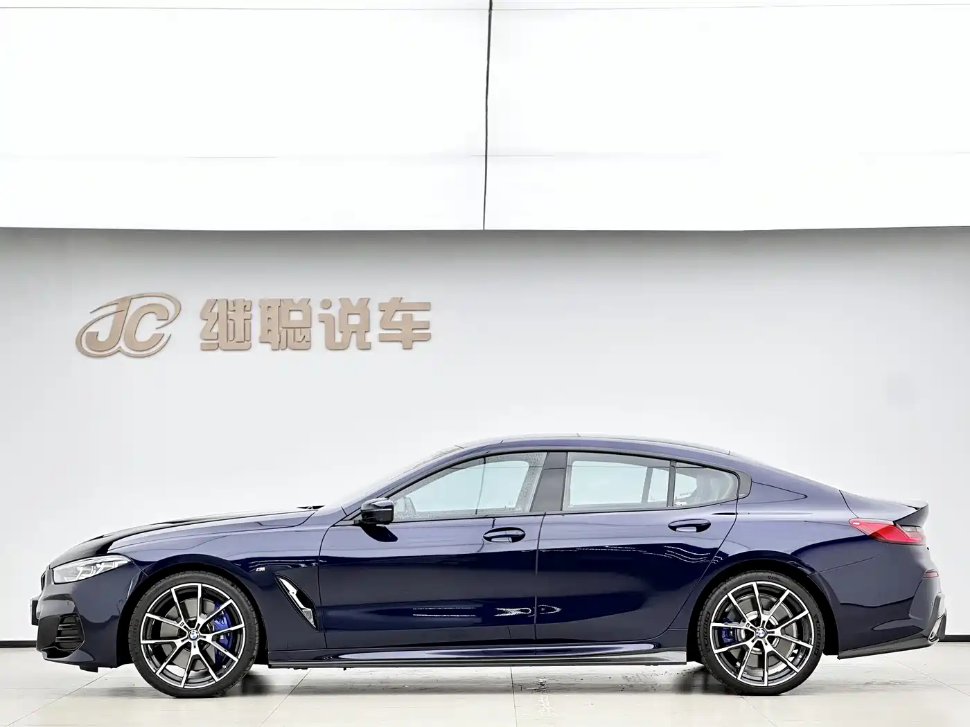 BMW 8 Series 2022 840i xDrive Gran Coupe M Sport Package фото 6