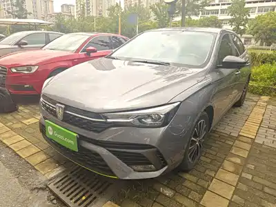 Roewe i5