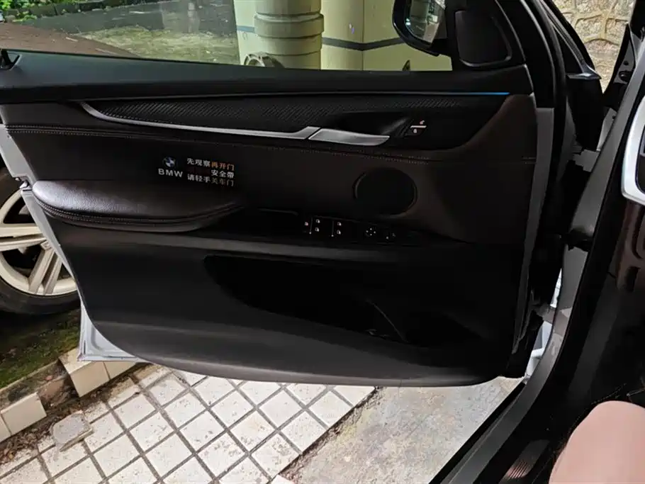 BMW X5 (Import) 2017 xDrive35i M Luxury Sport фото 7