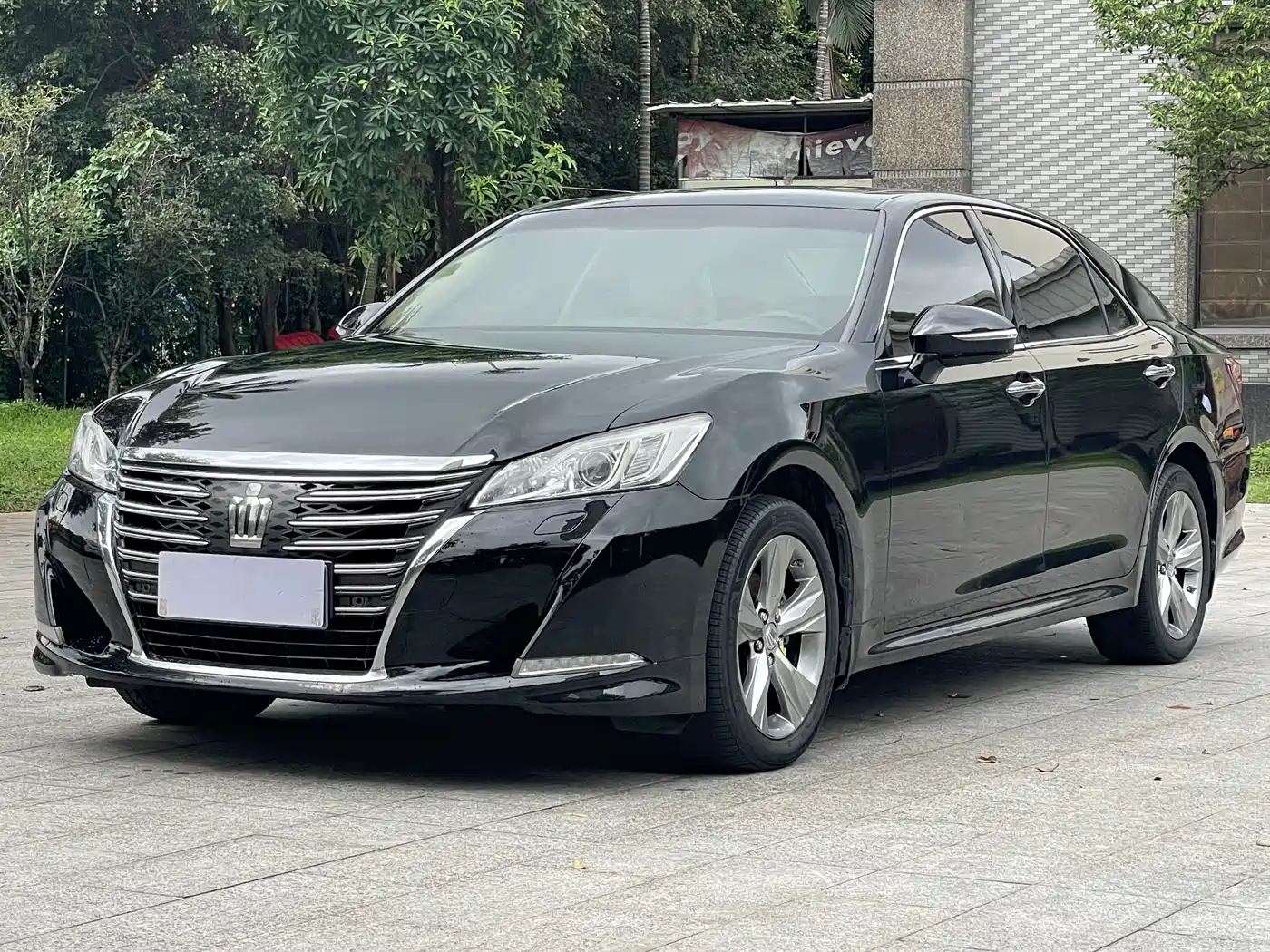 Toyota Crown 2015 2.0T Fashion
