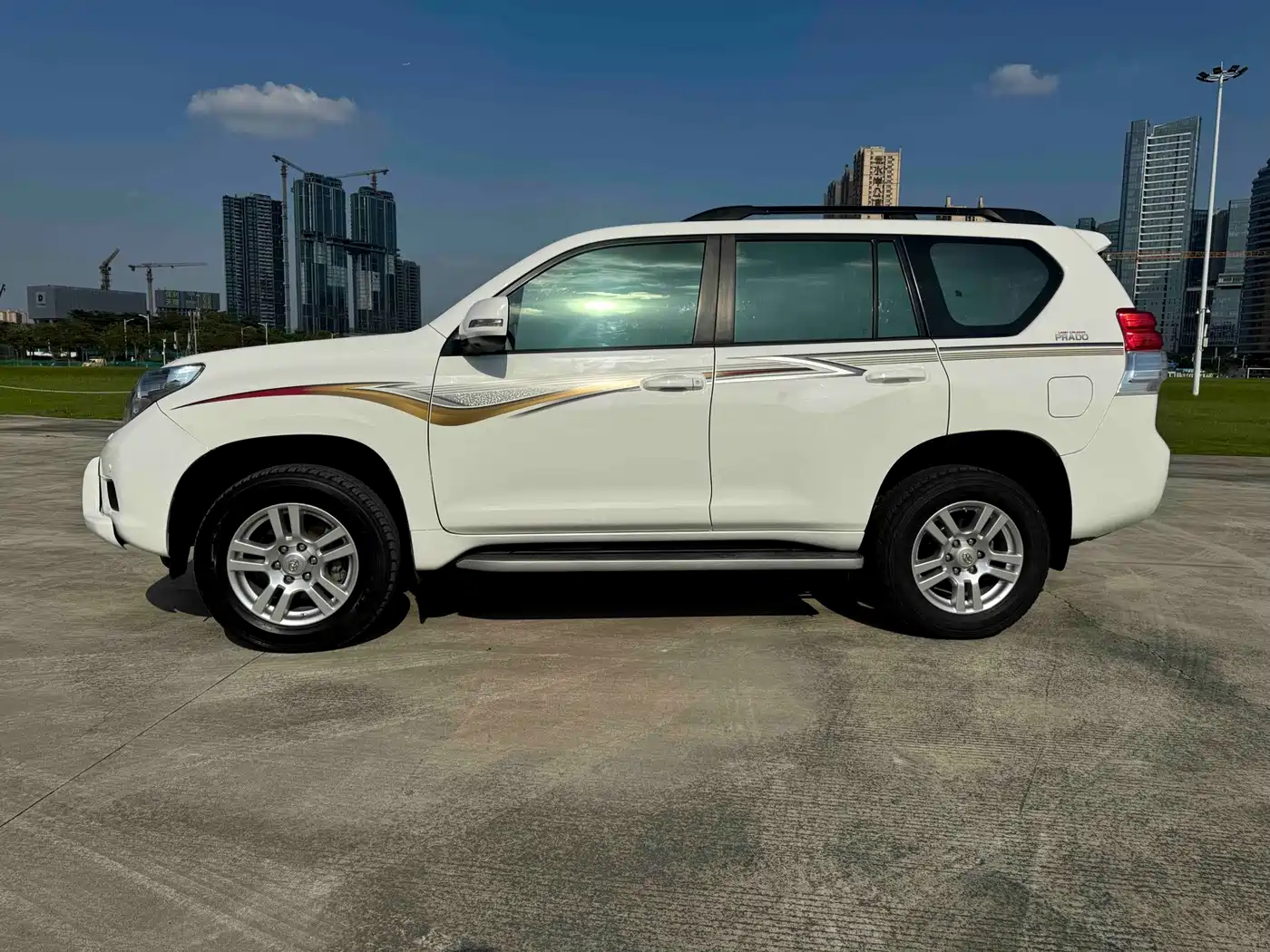 Toyota Prado 2011 2010 4.0L Automatic VX NAVI