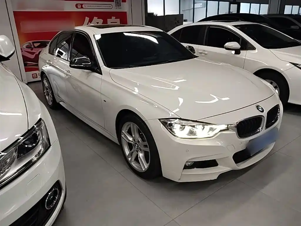BMW 3 Series 2017 320i M Sport фото 4