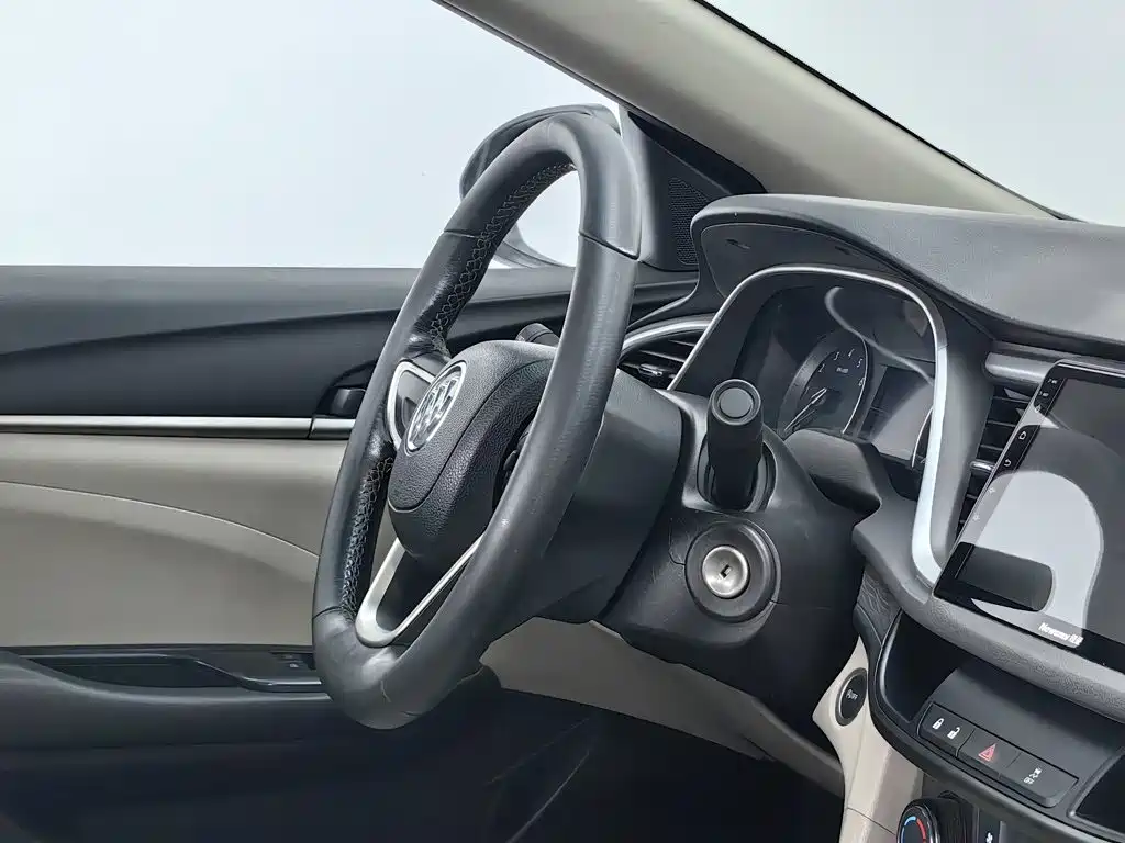Фото 22 - Buick Excelle