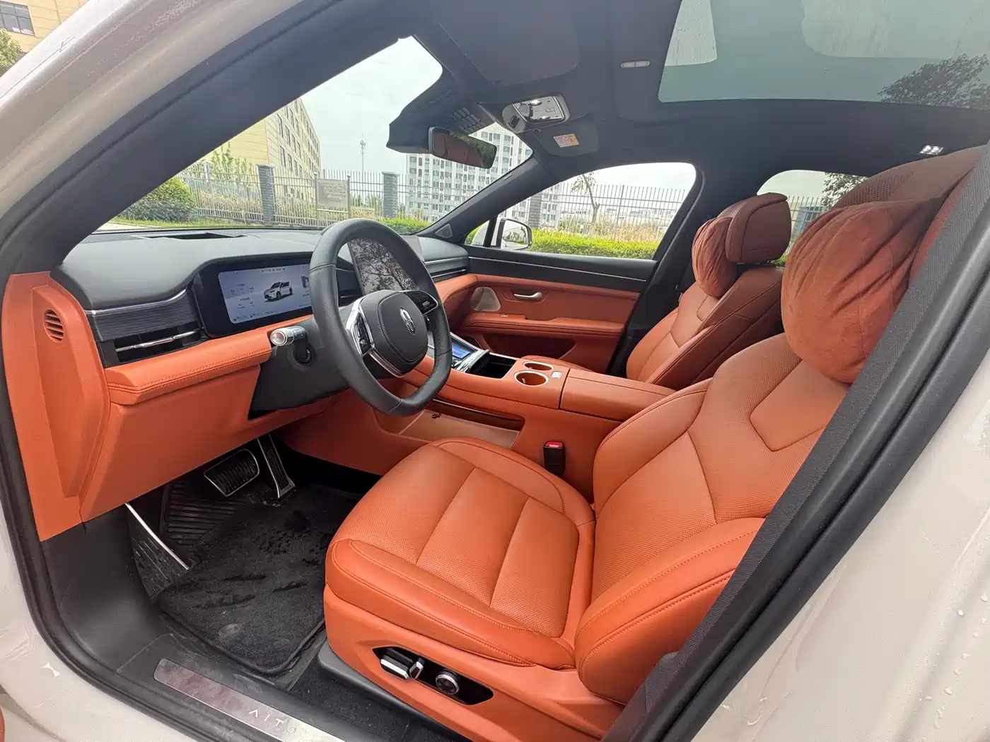 AITO Wenjie AITO M5 2025 Extended Range Ultra AWD фото 7