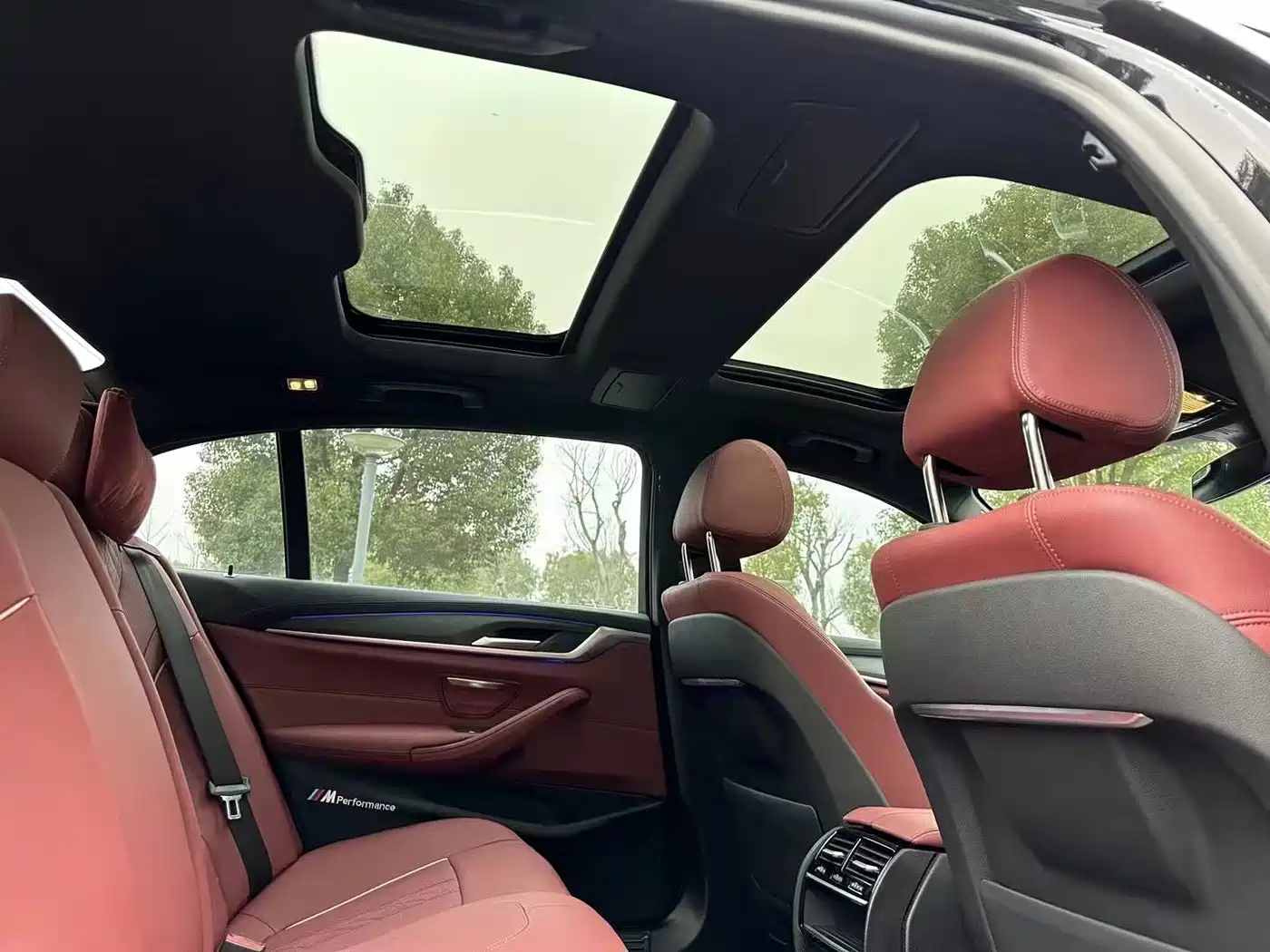BMW 5 Series 2021 530Li Leading M Sport Package фото 7